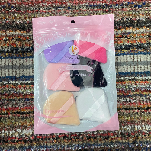 Kit de Esponjas de Maquiagem para Base e Corretivo com 6 Peças Ruby Anjo 3 Kit de Esponjas de Maquiagem para Base e Corretivo com 6 Peças Ruby Anjo - Imagem 3